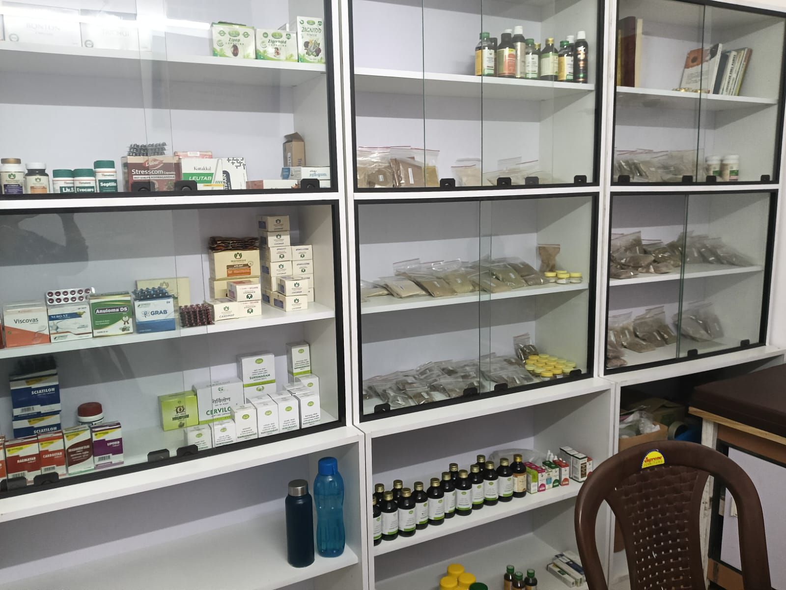 Dr Pavithra's Ayurveda clinic Thirumangalam Chennai