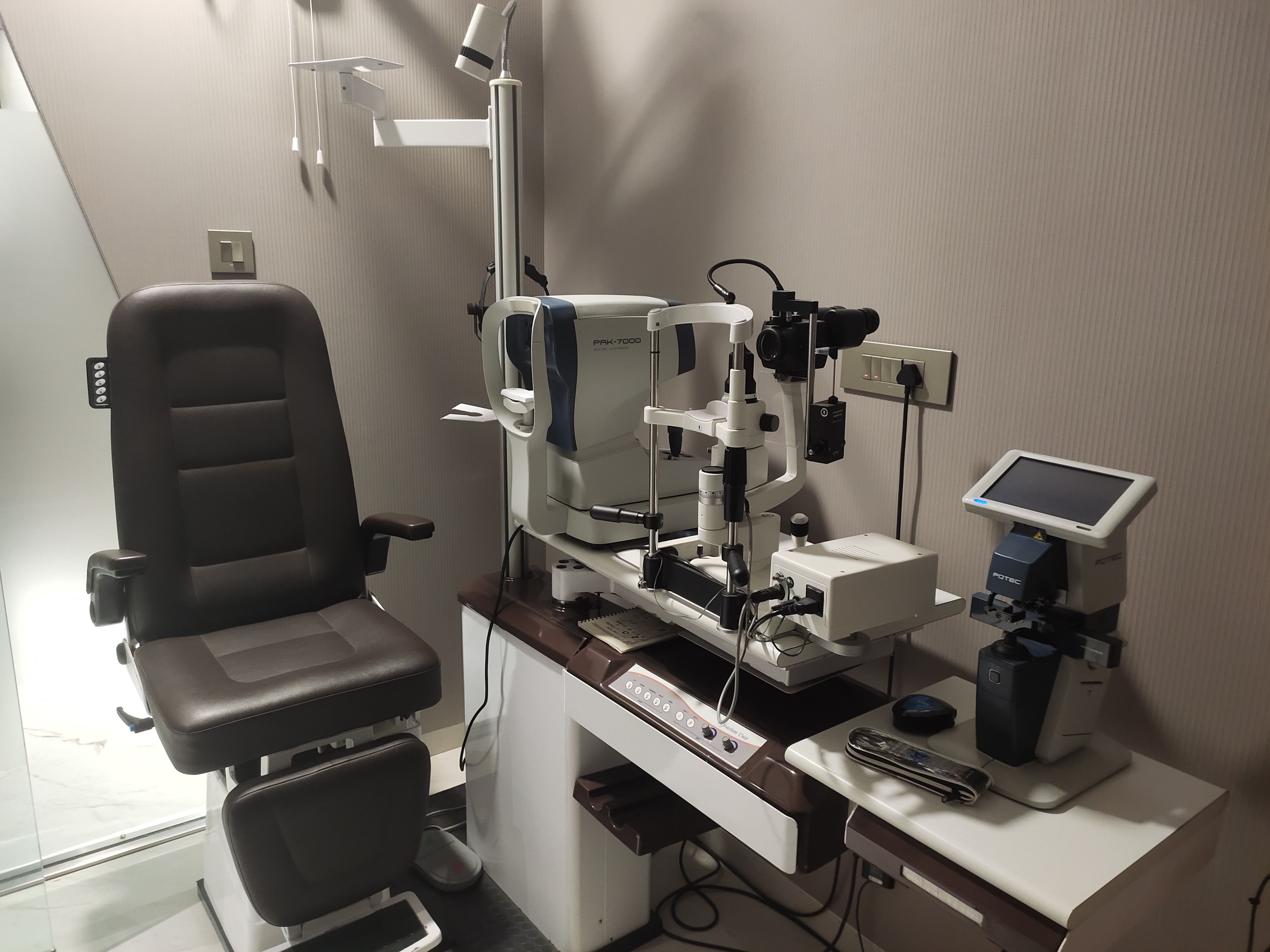 Ruby Eye Care Hospital Ghatkopar West Mumbai