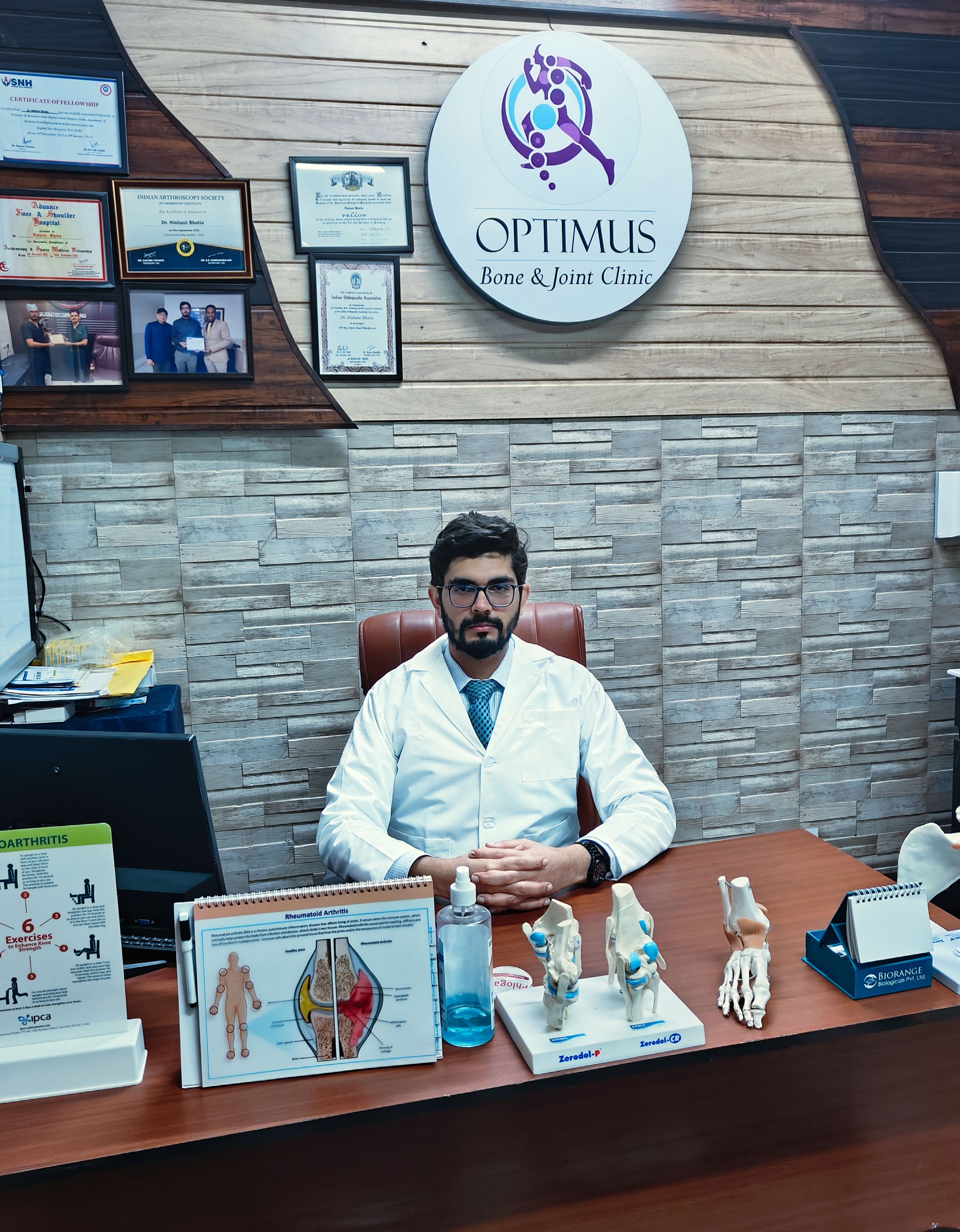 Dr. Nishant Bhatia | Optimus Bone and Joint Clinic