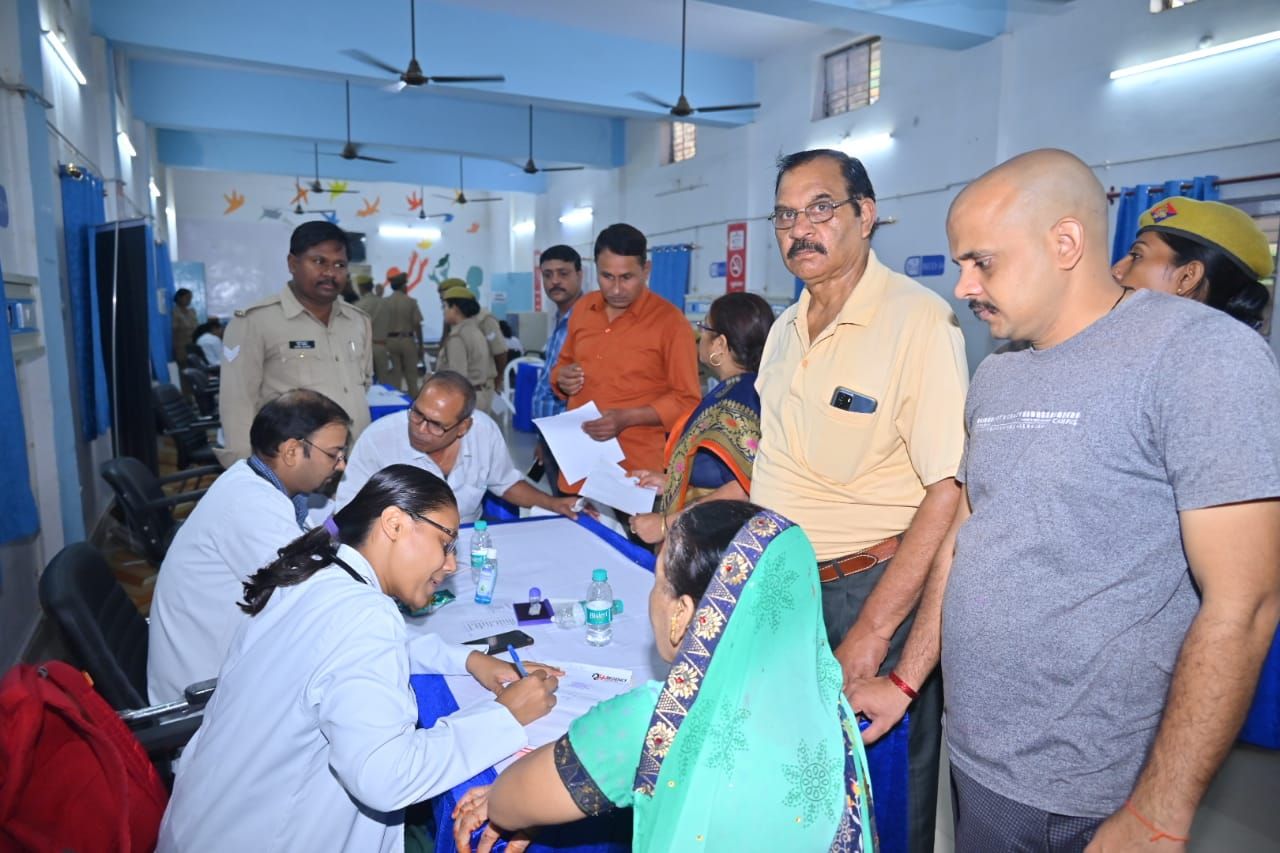 Aarogya Clinic Maholi Mathura