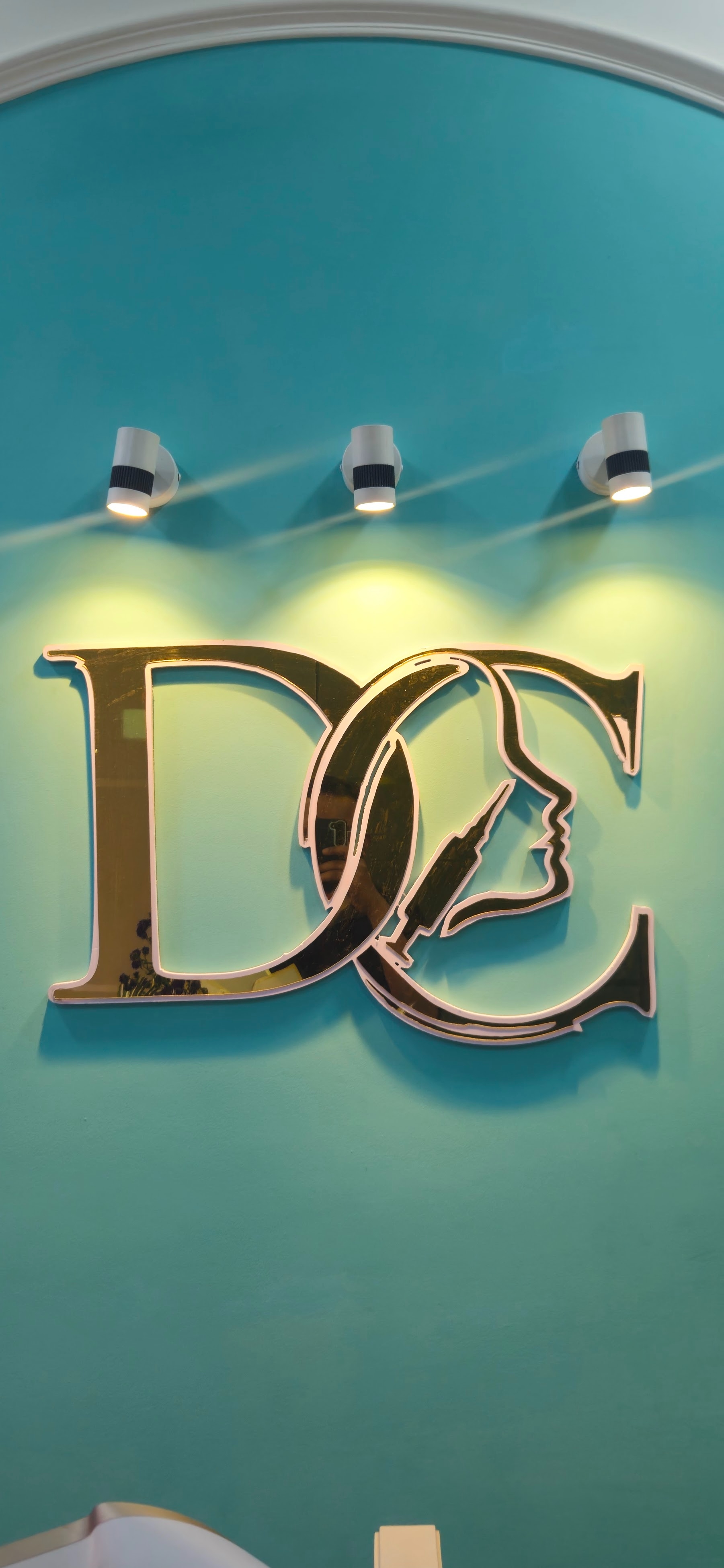 DermaCrest